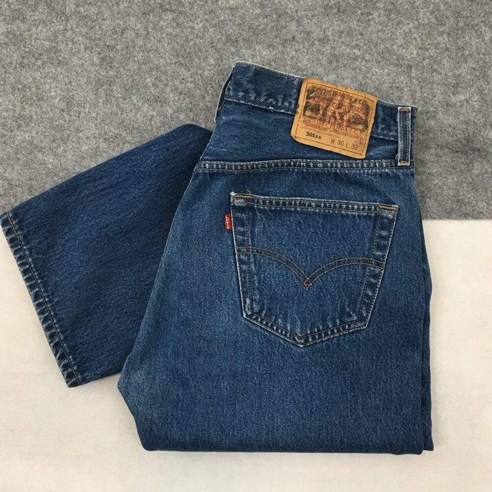 Vintage Levi's 501XX Mens Denim‎ Jeans Straight Size 32x28 (tagged 36x32)